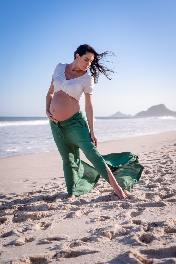 Ensaio Gestante na praia da Barra da Tijuca-RJ de Liana e Bruno - baby Bento